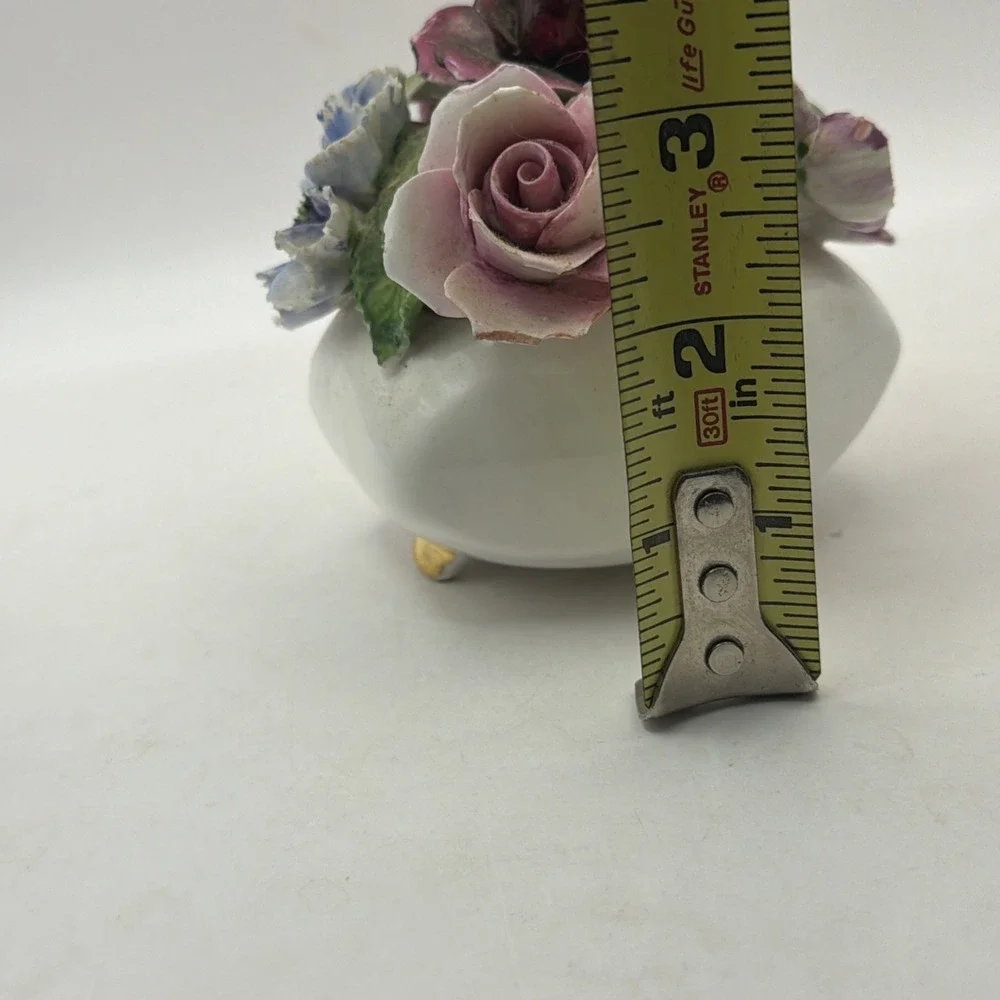 Radnor Bone China Figurine Footed Floral Bouquet 4
